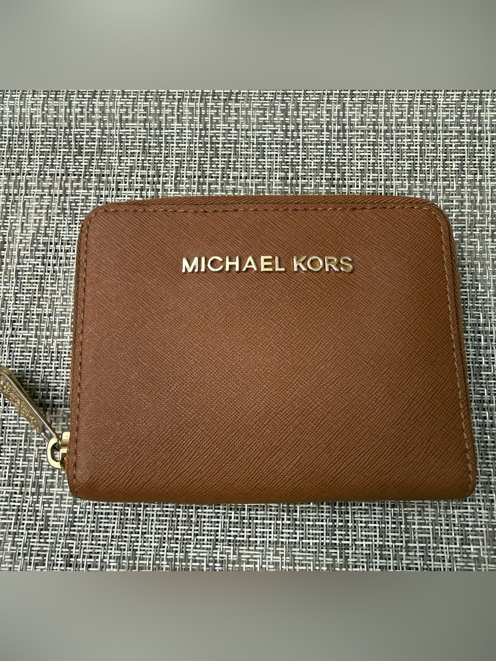 Michael Kors Chestnut Brown Saffiano Zip Card Holder with Gold Hardware